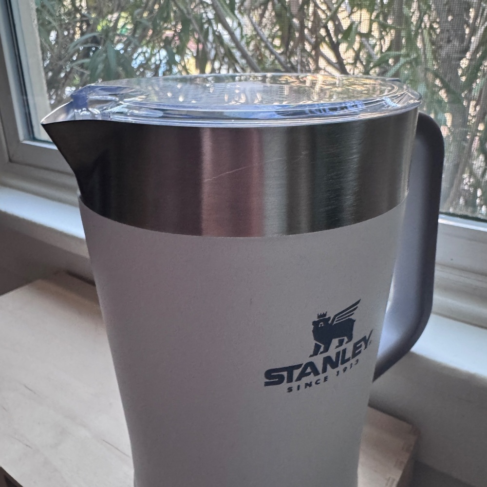 WHITE 64oz Stanley Classic Stay Chill Pitcher- NWOT - Picture 6 of 6